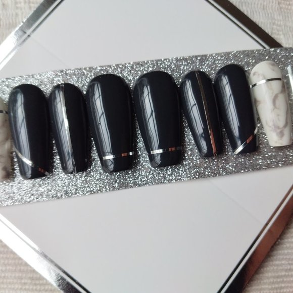 Dark Grey/ white marble and silver press on nails - Picture 1 of 7